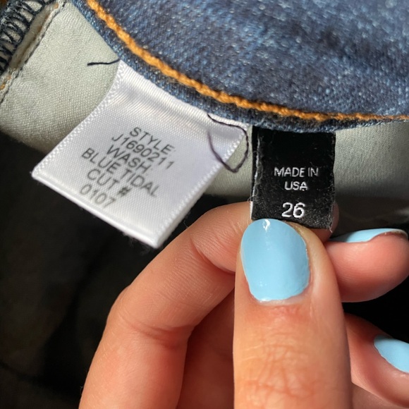 Veronica Beard Jeans Carolyn 10” Baby Boot Crop Jeans - Picture 5 of 8